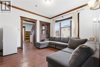 30 Regina St N in Waterloo, ON - Building Photo - Building Photo