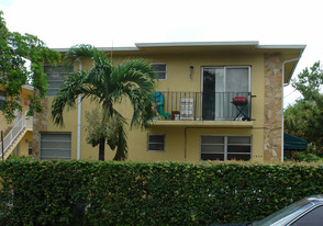 1830 SW 5th St Apartments