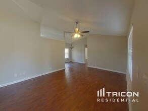 6401 Freedom Ct in Arlington, TX - Building Photo - Building Photo