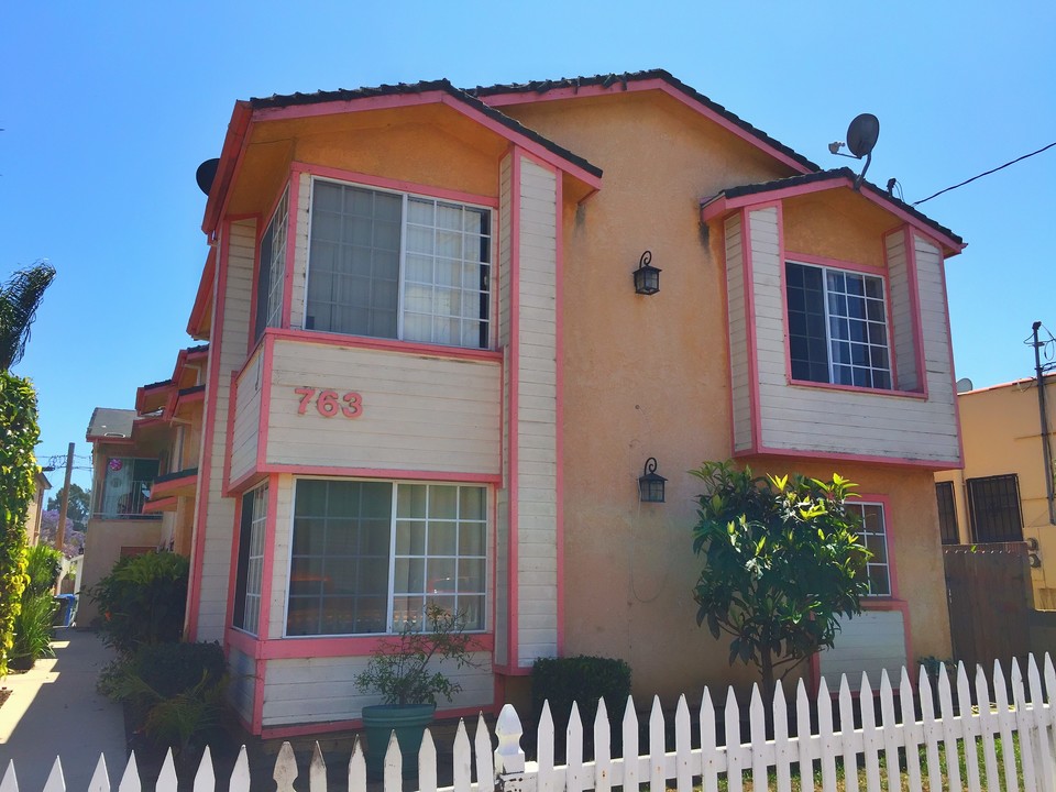 763 W 17th St in San Pedro, CA - Building Photo