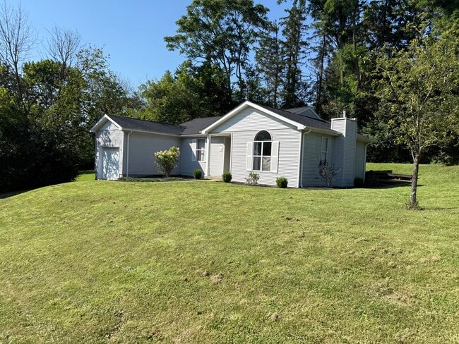 733 Riley St in Morgantown, WV - Building Photo - Building Photo