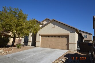 5220 Sweet William St in North Las Vegas, NV - Building Photo - Building Photo