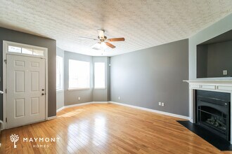 6184 Ellenwood Dr in Rex, GA - Building Photo - Building Photo