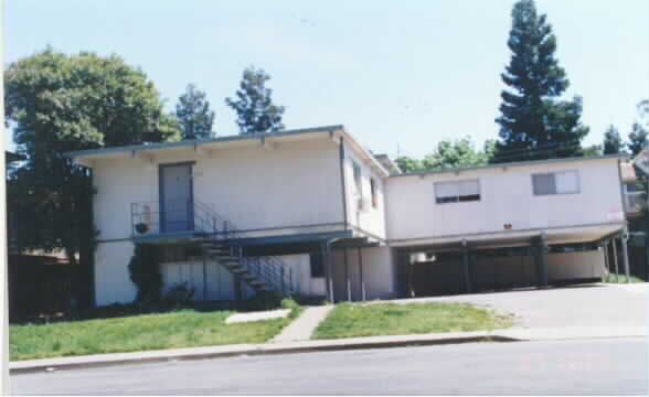 1438 Marclair Dr in Concord, CA - Foto de edificio - Building Photo