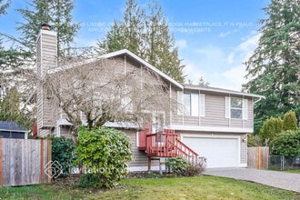 12636 SE 317th St in Auburn, WA - Foto de edificio - Building Photo