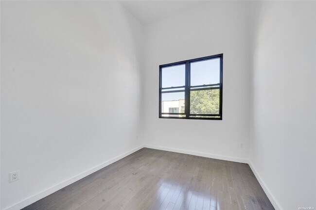 1106 Halsey St in Brooklyn, NY - Building Photo - Building Photo