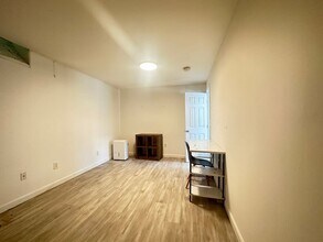 12 Dawson St in Milton, NH - Building Photo - Building Photo