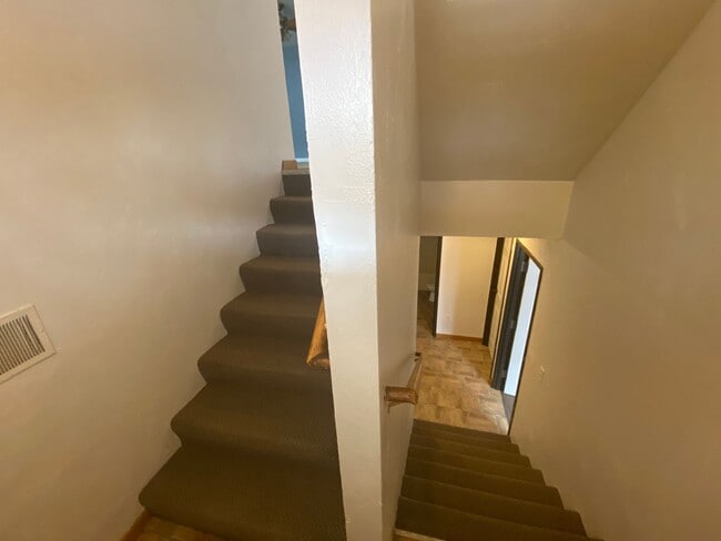 1324-1326 Knollwood Ave in Kalamazoo, MI - Building Photo - Building Photo