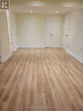 42 Ambleside Crescent in Markham, ON - Building Photo - Building Photo