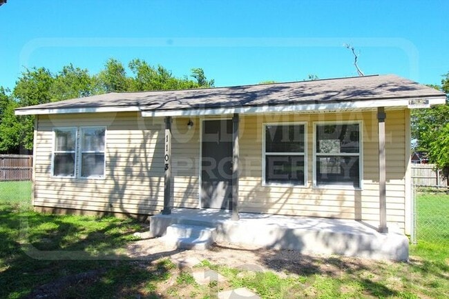 property at 609 Sunset Ln
