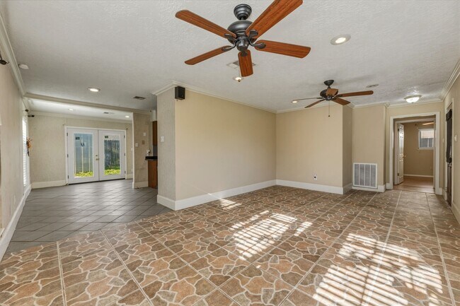 5211 Court Rd in Houston, TX - Building Photo - Building Photo