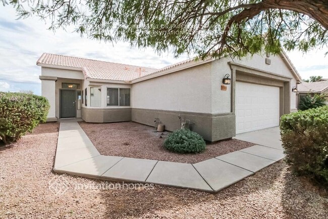 30459 Maple Chase Dr in San Tan Valley, AZ - Foto de edificio - Building Photo