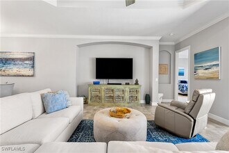 8395 Palacio Terrace S in Naples, FL - Building Photo - Building Photo