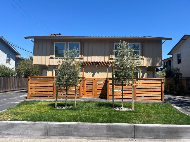 property at 630 Hollenbeck Ave