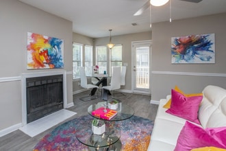 The Park at Stonehaven in Stone Mountain, GA - Foto de edificio - Building Photo