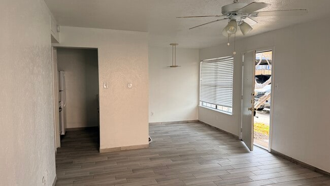 8057 Meadow Rd, Unit 103 in Dallas, TX - Building Photo - Building Photo