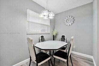 23249 Barwood Ln N in Boca Raton, FL - Building Photo - Building Photo