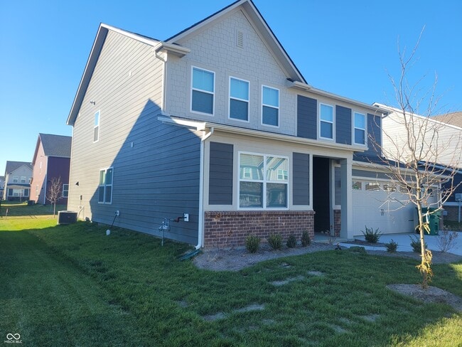 1272 Turnbridge Dr in Avon, IN - Building Photo - Building Photo