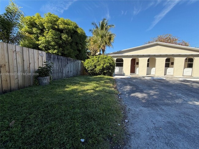 property at 951 SW 16th St