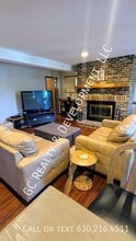 27W181 Jewell Rd in Winfield, IL - Building Photo - Building Photo