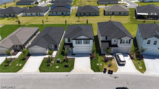 4074 San Felice Ln in Ft. Myers, FL - Building Photo - Building Photo