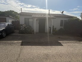 129 Smilax Rd, Unit 129 Smilax rd in Vista, CA - Building Photo