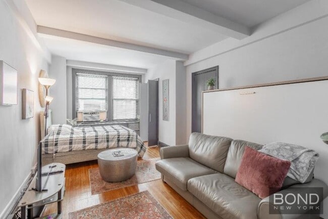 property at 457 W 57th St