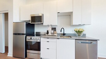 The Everett in Denver, CO - Building Photo