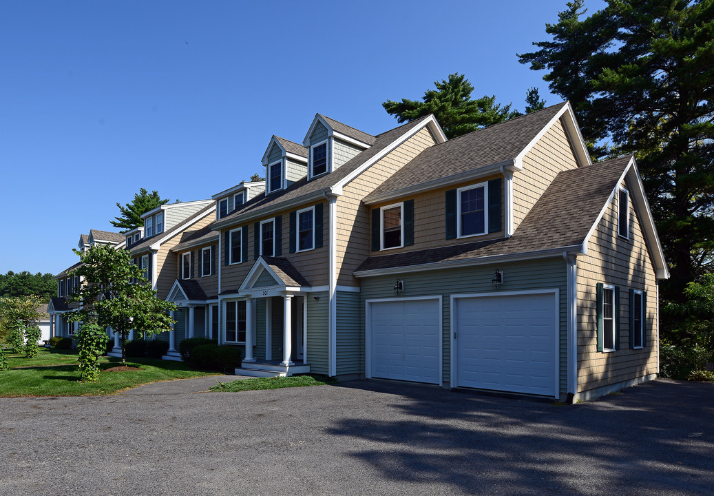 1601 Bay St in Taunton, MA - Foto de edificio