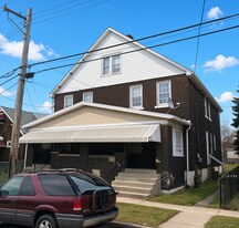 937 High St in Duquesne, PA - Building Photo