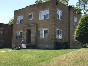 638 Redwood Ave in Dayton, OH - Building Photo - Building Photo