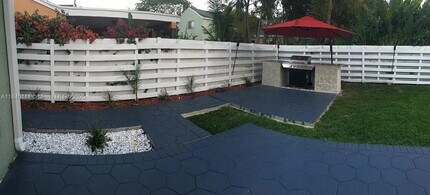 14504 SW 144th Ter in Miami, FL - Building Photo - Building Photo