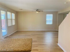 5506 Spiceberry Dr in Las Vegas, NV - Building Photo - Building Photo