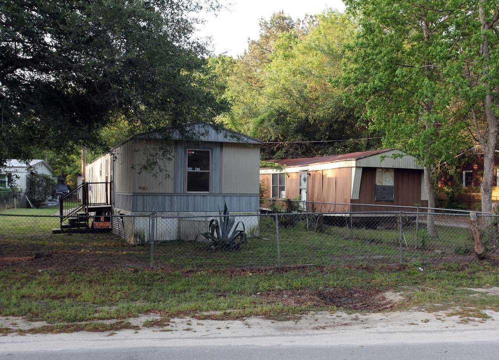 2195 Hayne St in Charleston, SC - Building Photo