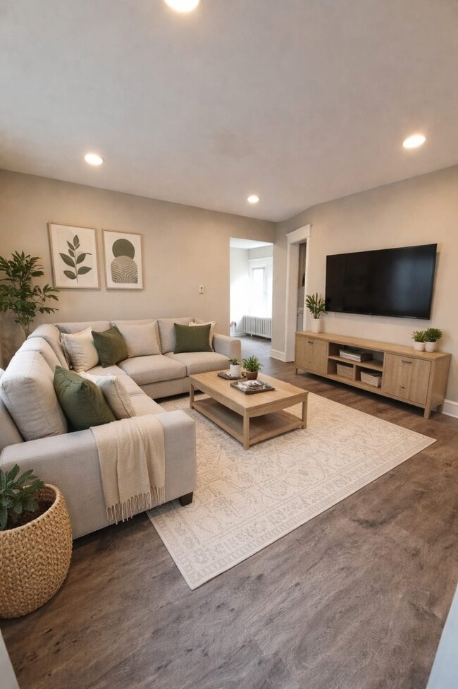 2527 Edgmont Ave, Unit UNIT D1-D2