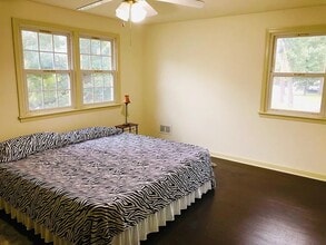 201 Deptford Rd in Glassboro, NJ - Building Photo - Building Photo