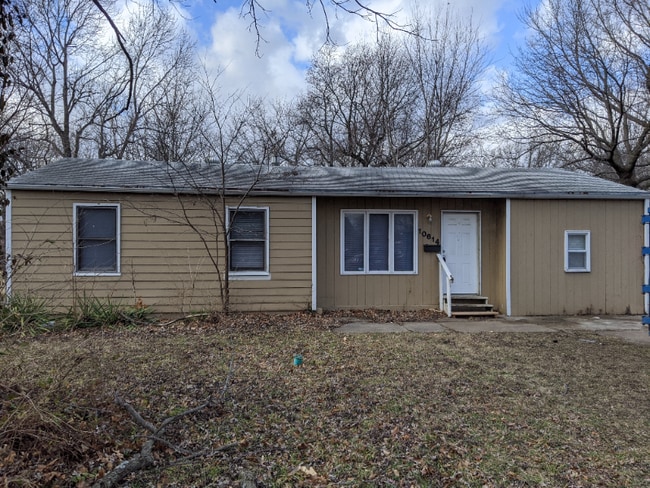 property at 10614 Oakland Ave