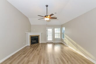 7895 Ridgedale Dr in Olive Branch, MS - Building Photo - Building Photo