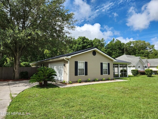 37127 Lorena Dr in Hilliard, FL - Building Photo - Building Photo