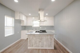 540 Hensley Dr in Grand Prairie, TX - Building Photo - Building Photo