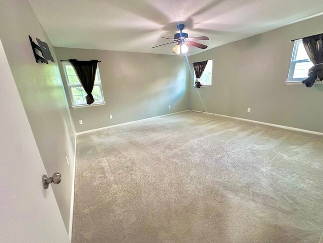 17502 Cassina Dr