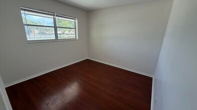 4061 NW 9th Ave in Pompano Beach, FL - Building Photo - Building Photo
