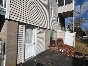 7 Lanphiers Cove Rd-Unit -9G in Branford, CT - Building Photo - Building Photo