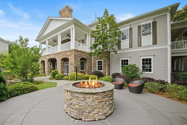 Crestmark Apartments in Lithia Springs, GA - Building Photo - Building Photo