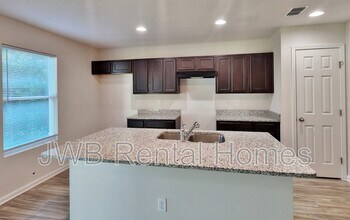8477 Firetower Rd in Jacksonville, FL - Building Photo - Building Photo