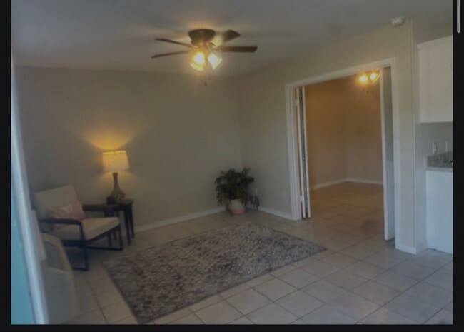 6760 Prutzman Rd in Beaumont, TX - Building Photo - Building Photo