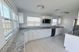 8848 57th St in Pinellas Park, FL - Building Photo - Building Photo