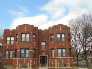 8400 S Green St in Chicago, IL - Foto de edificio