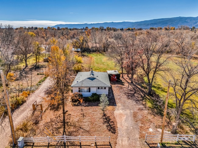 property at 2200 Fowler St