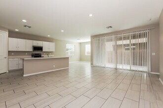 9259 E Static Ave in Mesa, AZ - Building Photo - Building Photo